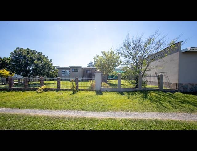 116,000M² FARM FOR SALE IN COVE ROCK